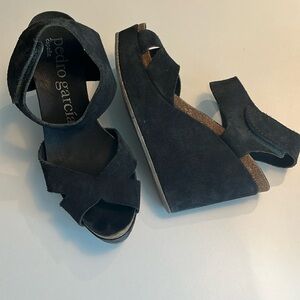 Pedro Garcia Wedge Platform Suede Sandals Size 37 (7)